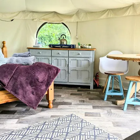 West Point Woods Lodge *