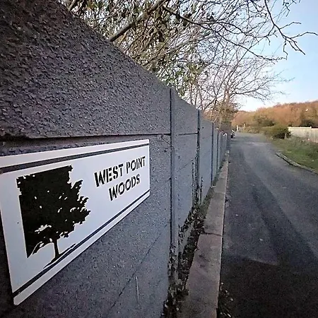 롯지 West Point Woods